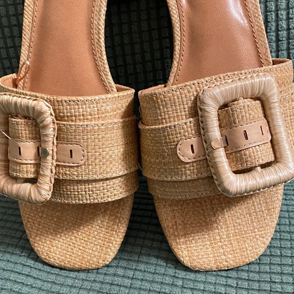 Tan New Dolce Vita Woven Slide Sandals Size 7.5
